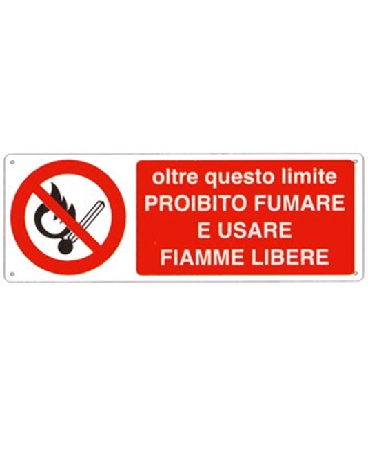 Cartello  oltre questo limite proibito fumare e usare fiamme libere