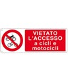 Cartello vietato l'accesso a cicli e motocicli Cartello vietato l'accesso a cicli e motocicli