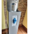 Totem per disinfezione e controllo temperatura Totem per disinfezione e controllo temperatura