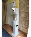 Totem per disinfezione e controllo temperatura Totem per disinfezione e controllo temperatura