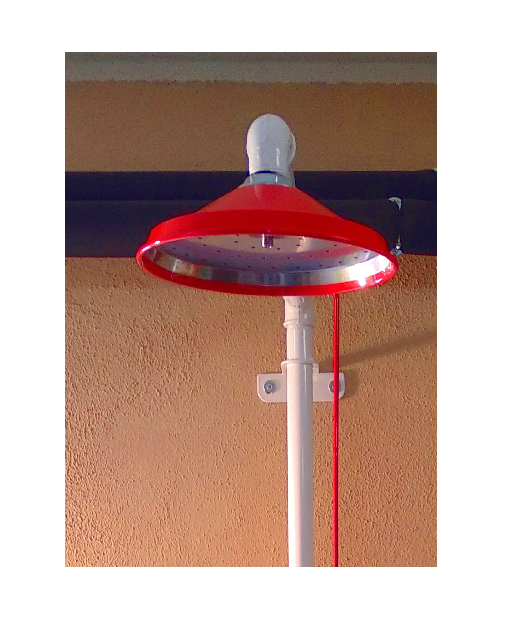 Doccia e lavaocchi di emergenza a muro Safemax