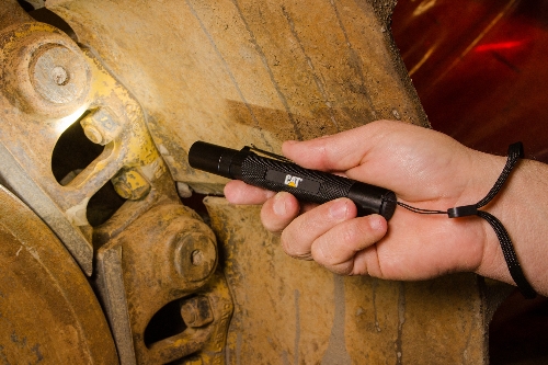 Torcia tascabile a batteria CATERPILLAR