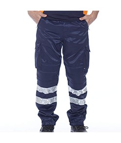 Pantalone con bande rifrangenti