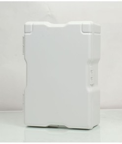 Armadietto pronto soccorso vuoto