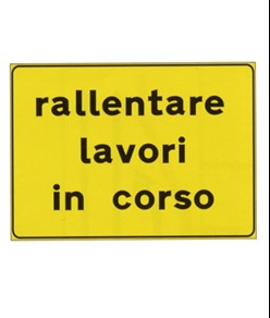 Cartello rallentare lavori in corso