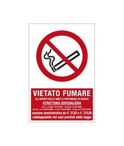 Cartello vietato  fumare all'aperto nelle aree di pertinenza di questa