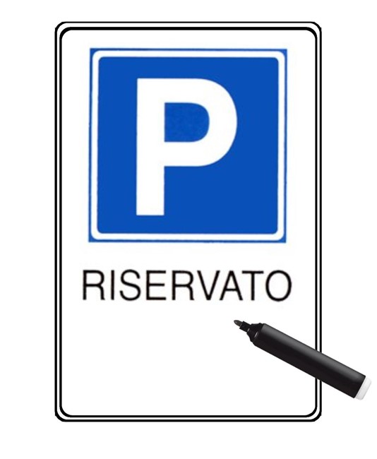 Cartello 'riservato' con spazio neutro scrivibile Cartello 'riservato' con spazio neutro scrivibile