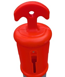 Colonnina di delimitazione con banda rifrangente