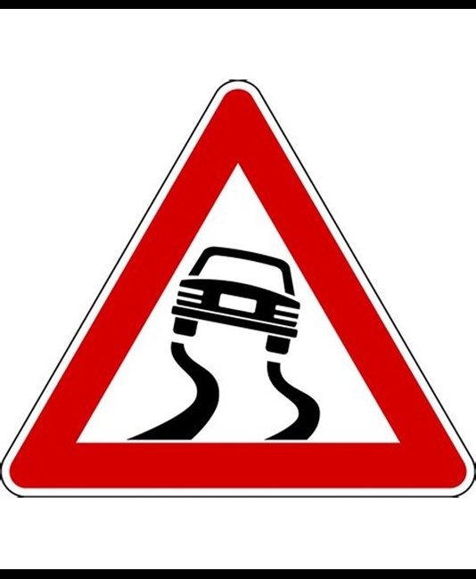 Cartello strada sdrucciolevole