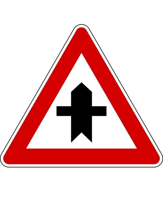 Cartello stradale intersezione con diritto di precedenza Cartello stradale intersezione con diritto di precedenza