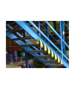 Paracolpi angolare in acetato