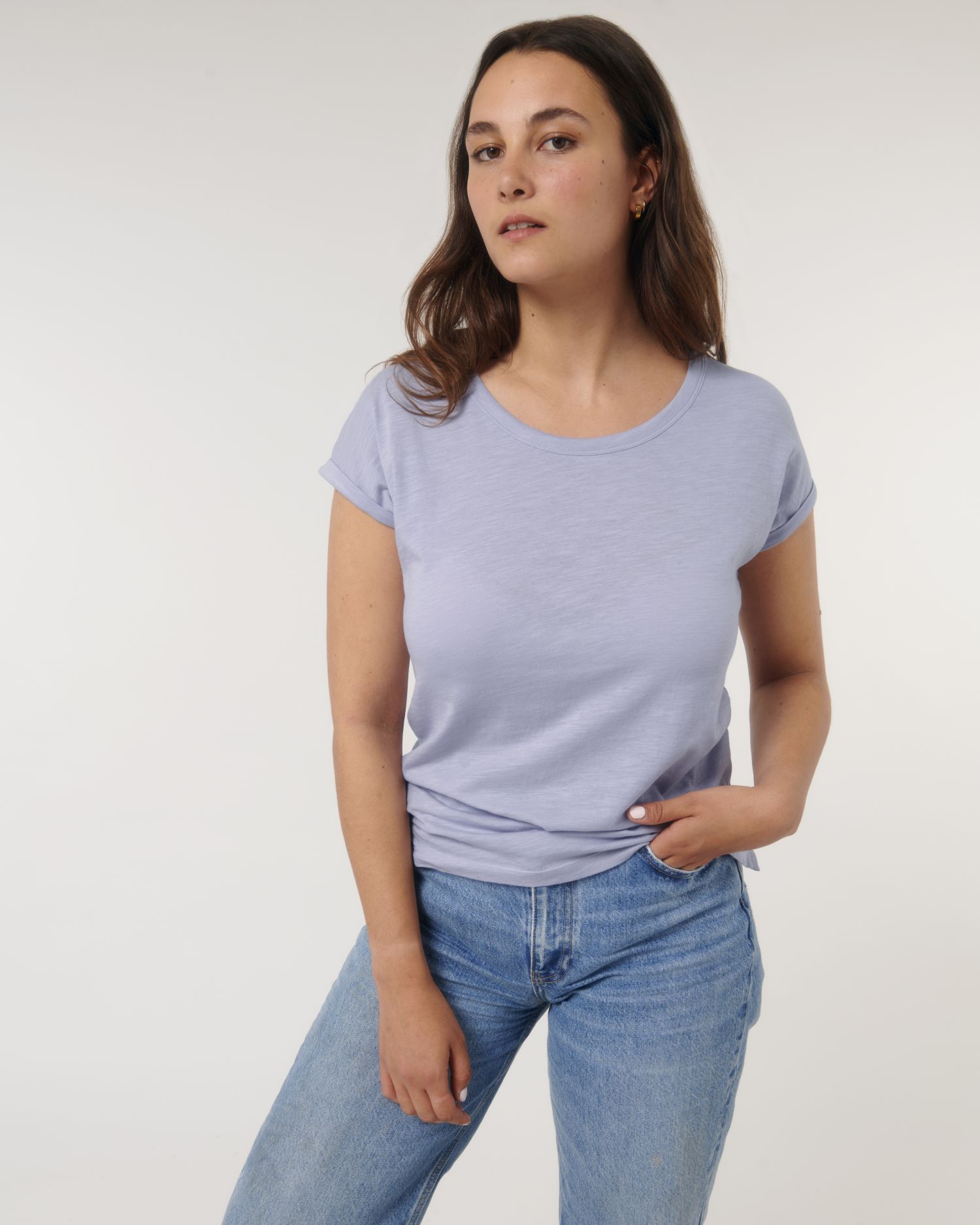 La t-shirt slub con manica con risvolto da donna Stanley Stella Stella Rounder Slub in offerta
