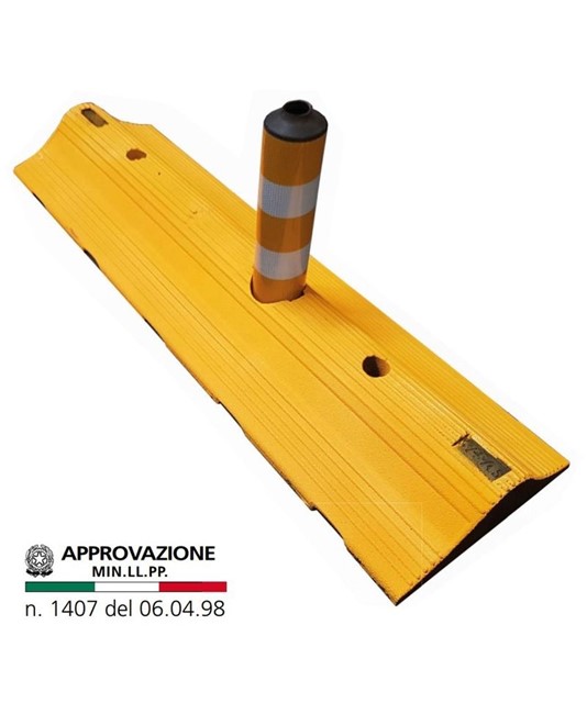 Cordolo stradale in gomma per delimitazione corsia Cordolo stradale in gomma per delimitazione corsia