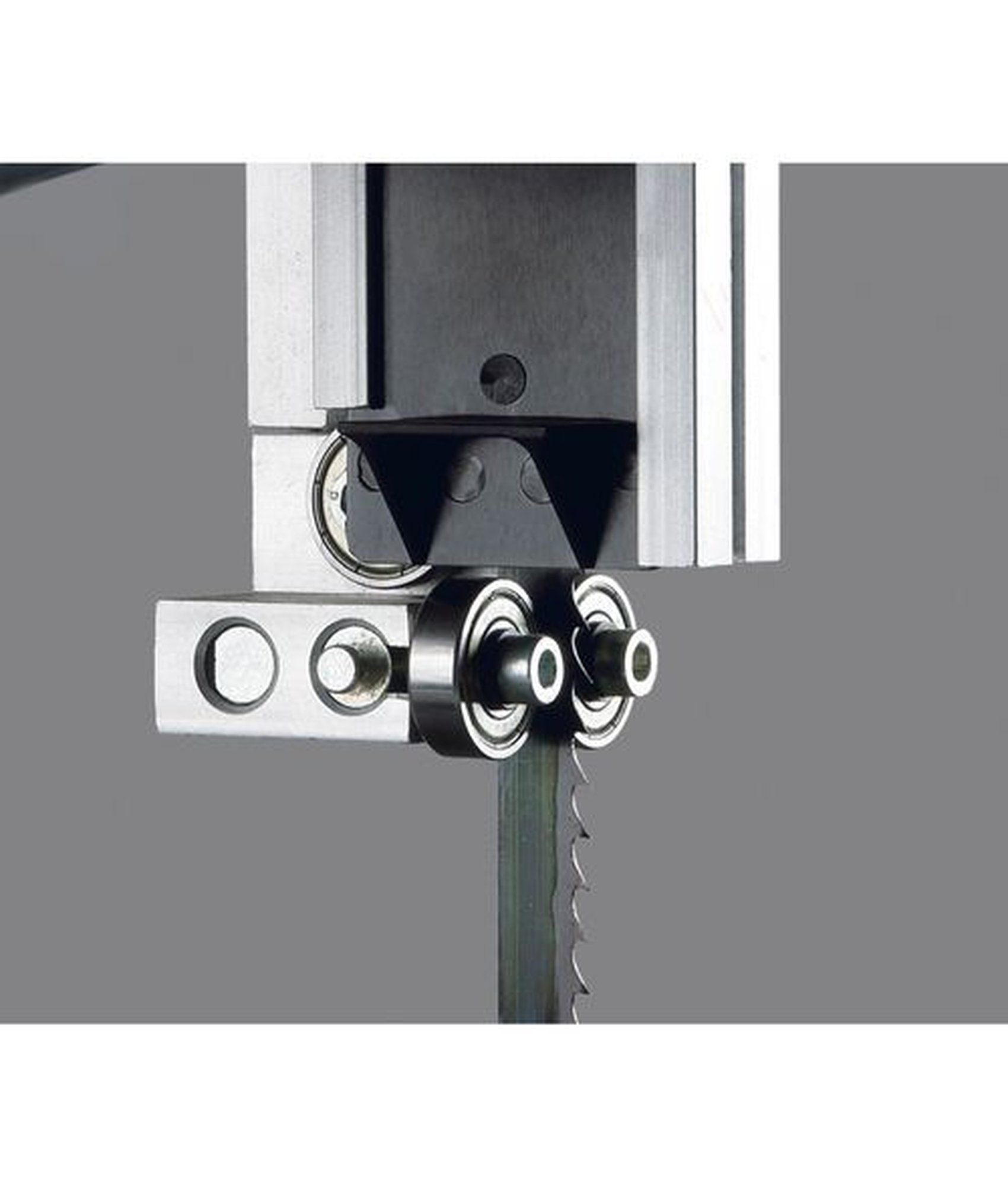 Sega a nastro verticale con guida lama a 3 cuscinetti