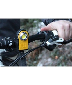 Luce a fissaggio rapido con cinturino, clip e fascia per la testa regolabile