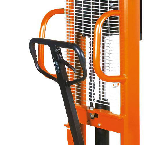 Carrello elevatore portata 1T