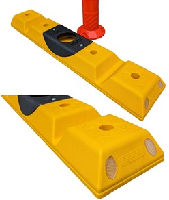 Cordolo stradale con delineatore cilindrico Cordolo stradale con delineatore cilindrico