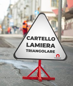 Cartello personalizzato in lamiera scatolata formato triangolare