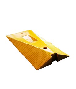 Cordolo stradale in gomma per delimitazione corsia