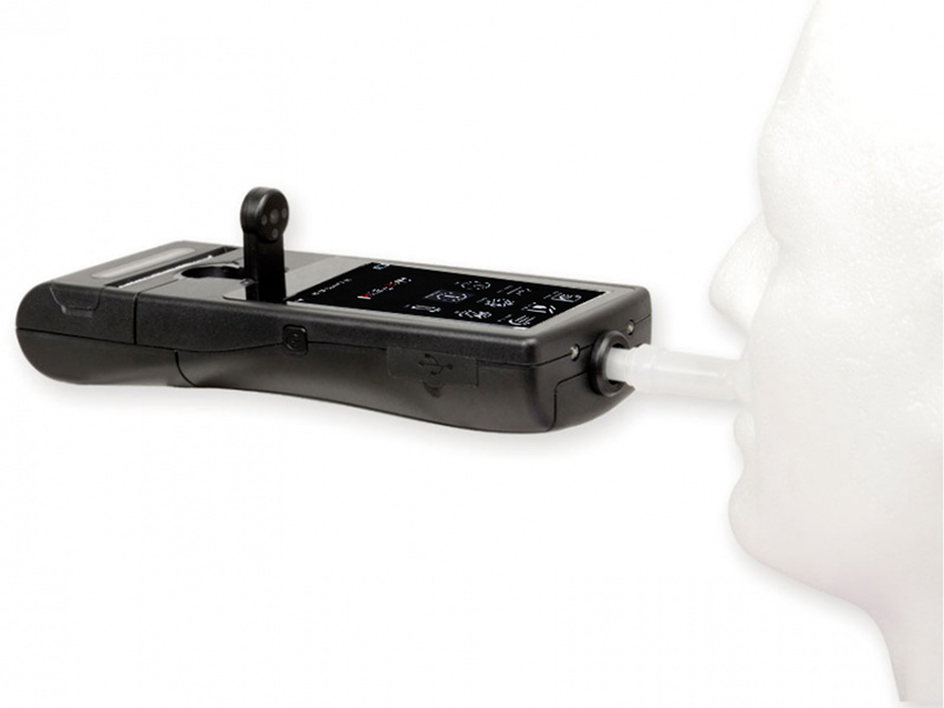 Etilometro professionale con ricalibrazione facile e stampante  AP338