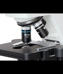 Microscopio biologico