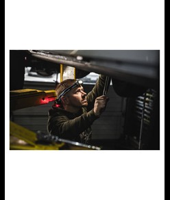 RL20RB Luce frontale ricaricabile con sistema di batterie amovibili incluso batteria aggiuntiva Coast