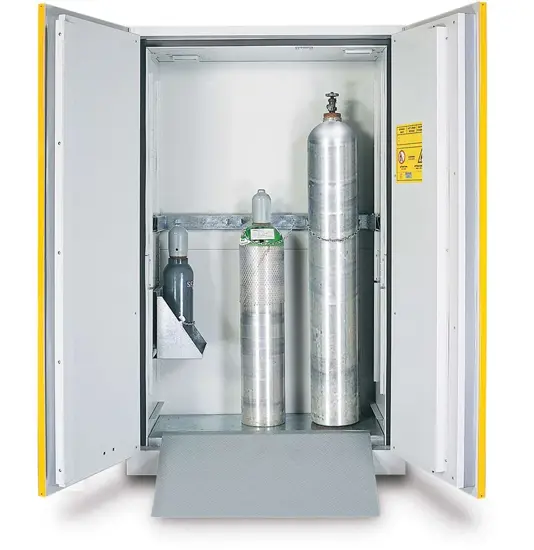 Armadio ignifugo 2 porte per quattro bombole gas con rampa  Fire Bomb