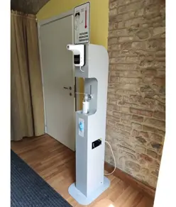 Totem per disinfezione e controllo temperatura