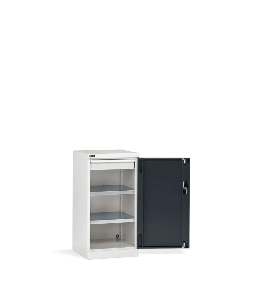 Armadietto con anta a battente Fami Perfom 512 x 555 x 1000, Ripiani fessurati - variante con cassetto a estrazione