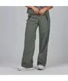 Pantalon mujer recto pinzas Garys