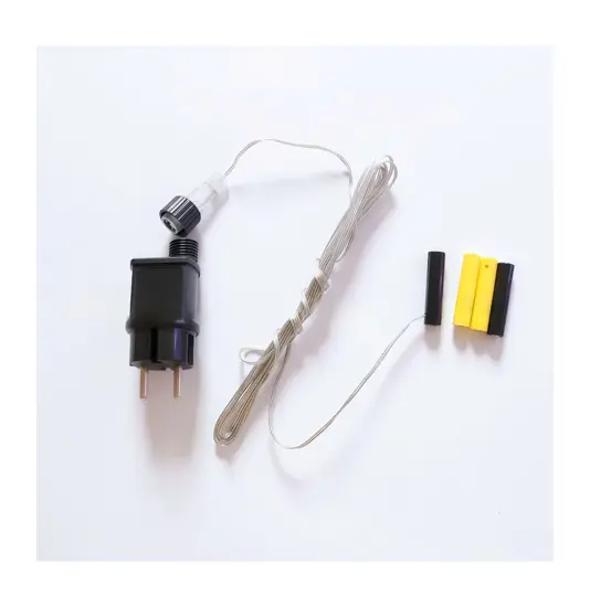 Adattatore per batterie AAA - sostituisce 2-3 batterie AAA con l'alimentazione