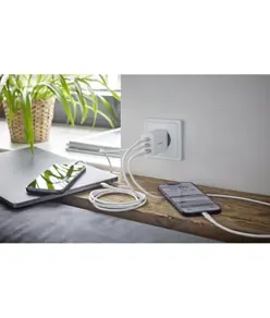 Intenso® Caricatore USB Multiporta GaN 65W (2xUSB-C/1xUSB-A) PD 3.0/QC 4.0 Intenso