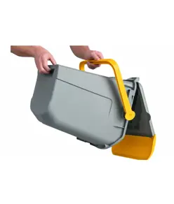 Bidone con sportello”a becco” in “Plastica Seconda Vita” Medial Duck