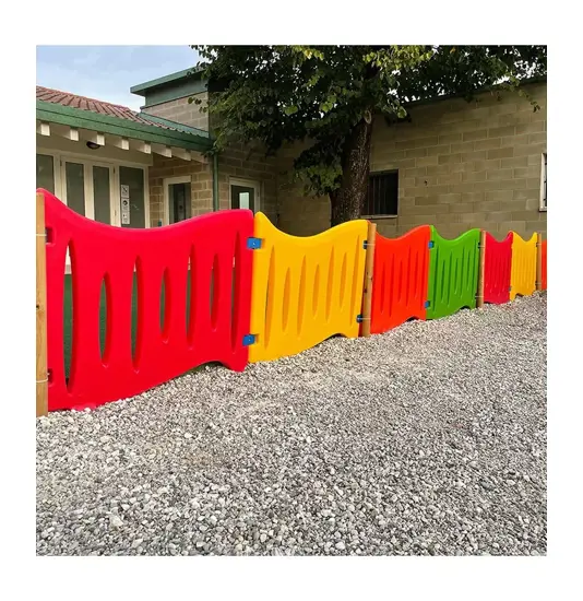 Recinzione modulare per area gioco bambini
