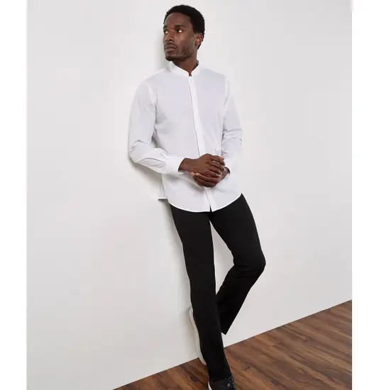 Camicia a maniche lunghe con collo alla coreana (tailored fit) Kustom Kit