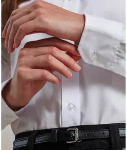 Camicia da donna alla coreana con colletto a fascia Premier