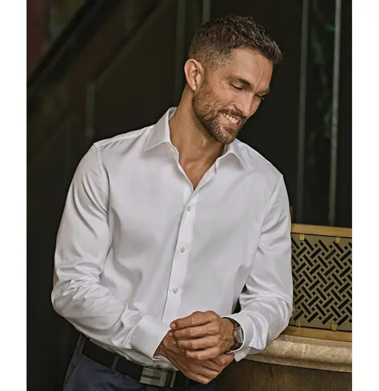 Camicia di lusso slim fit (4021) Tee Jays