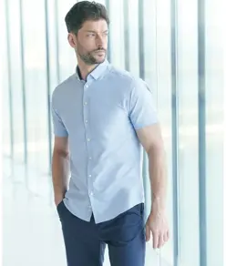 Camicia Oxford moderna a maniche corte Henbury