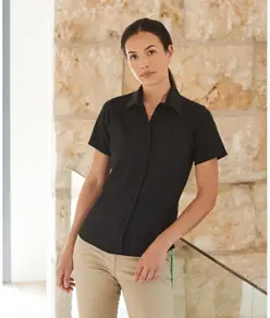 Camicia traspirante antibatterica a maniche corte da donna Henbury