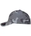 Cappellino con striscia camo Flexfit (6277CS) Flexfit by Yupoong