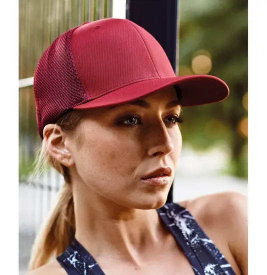 Cappellino Flexfit in tactel mesh (6533) Flexfit by Yupoong