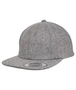 Cappellino Melton Flexfit by Yupoong