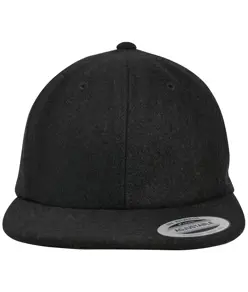 Cappellino Melton Flexfit by Yupoong