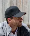 Cappellino pro-style in cotone pesante con visiera sandwich Result Headwear