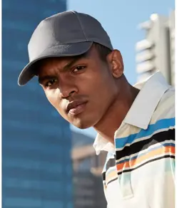 Cappellino snapback 5 pannelli Urbanwear Beechfield