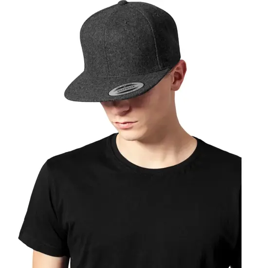 Cappellino snapback in lana Melton (6689M) Flexfit by Yupoong