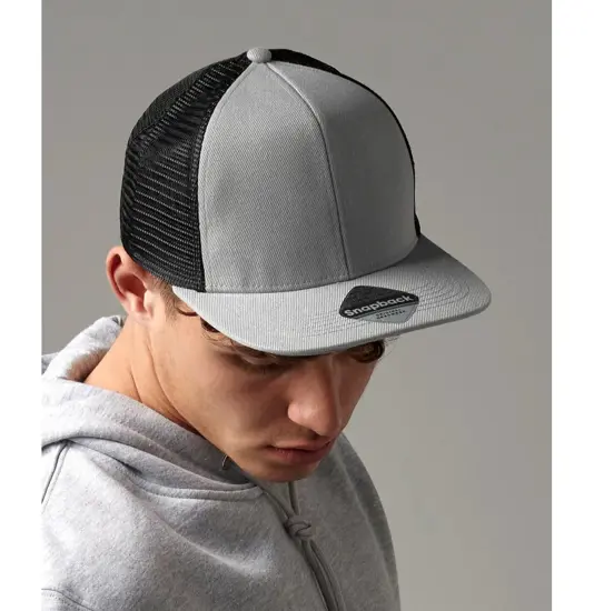 Cappellino trucker 6 pannelli Original con visiera piatta Beechfield