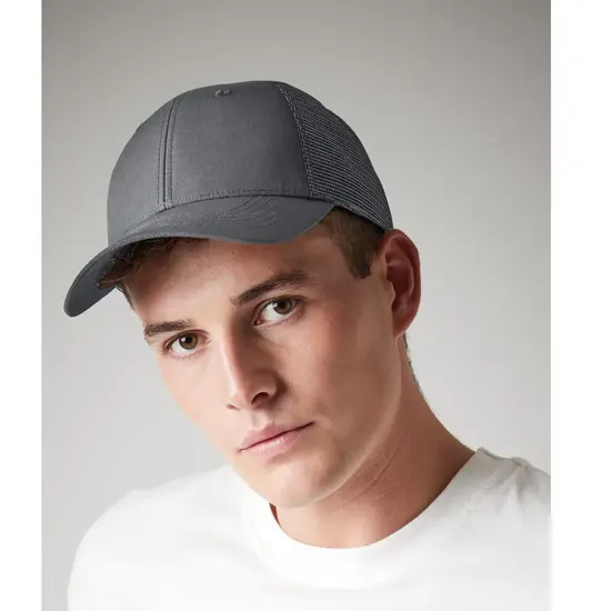 Cappellino trucker 6 pannelli snapback riciclato urbanwear Beechfield