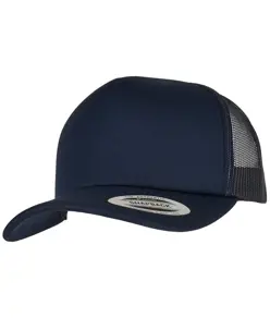 Cappellino trucker in gommapiuma YP Classics® con visiera curva classica (6320) Flexfit by Yupoong