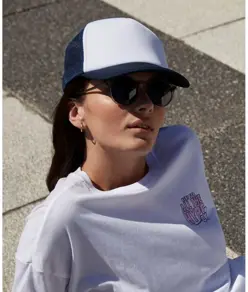 Cappellino trucker snapback vintage Beechfield